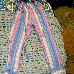 🎉Women’s SOHO NEW YORK & Company Pants, Size Medium. Gorgeous!
